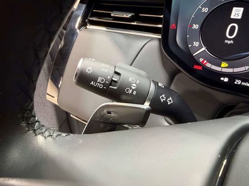 Used 2025 Land Rover Range Rover Sport Dynamic SE AWD/4WD image 35