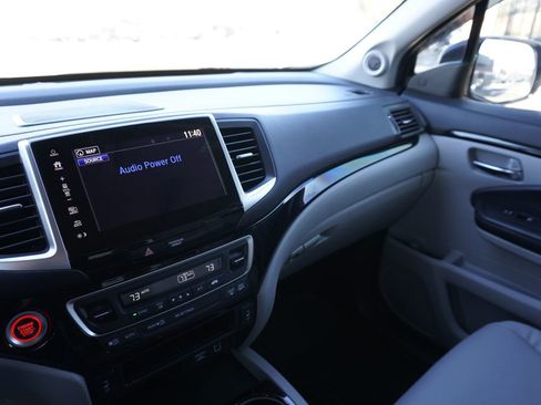 Used 2019 Honda Ridgeline RTL-E image 19