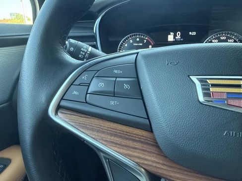 Certified 2024 Cadillac XT5 Premium Luxury AWD/4WD image 39