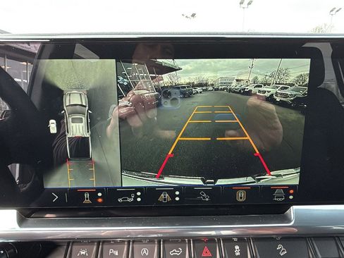 New 2026 GMC Sierra 1500 Elevation image 12