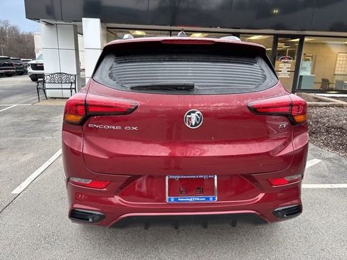 Used 2022 Buick Encore GX Select w/ Sport Touring Package image 4