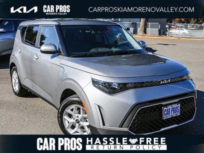 New 2025 Kia Soul LX
