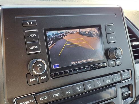 Used 2020 Honda Odyssey LX image 5