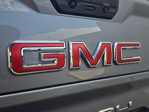 Certified 2023 GMC Sierra 1500 Denali w/ Technology Package AWD/4WD image 33