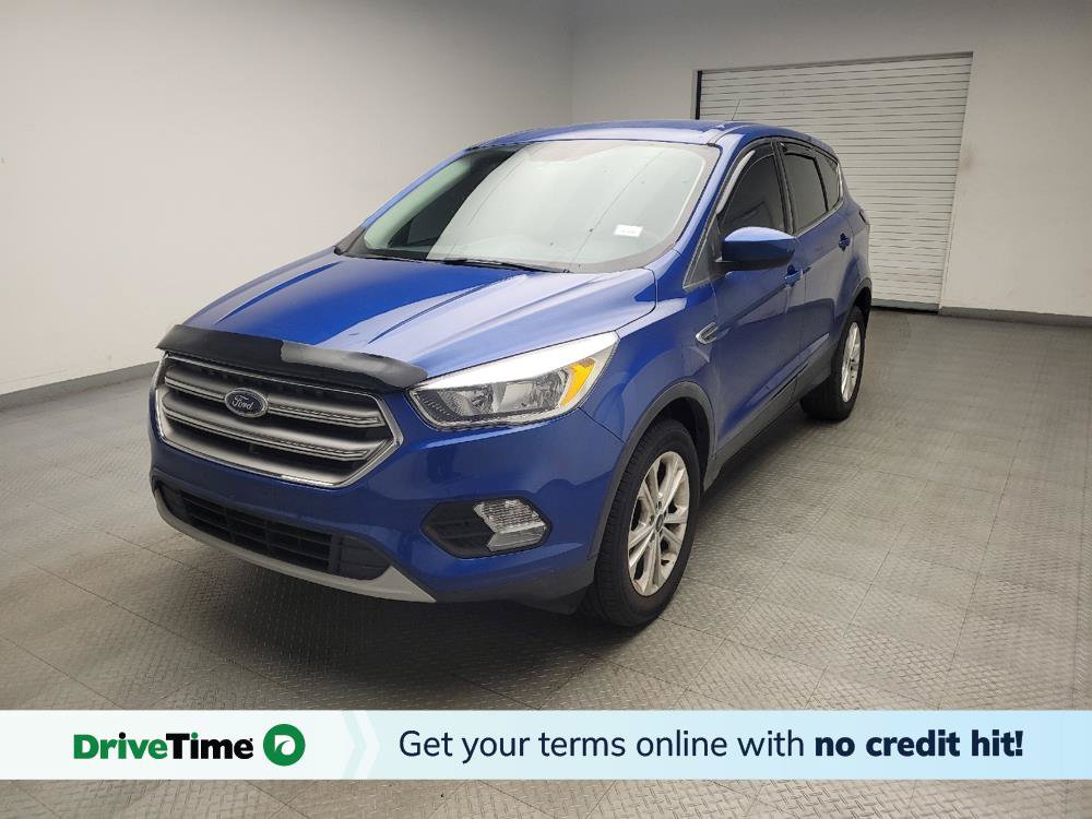 Used 2017 Ford Escape SE w/ SE Cold Weather Package AWD/4WD image 1