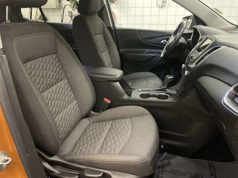 Used 2019 Chevrolet Equinox LT FWD image 20
