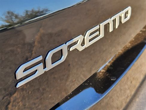 New 2026 Kia Sorento LX image 10