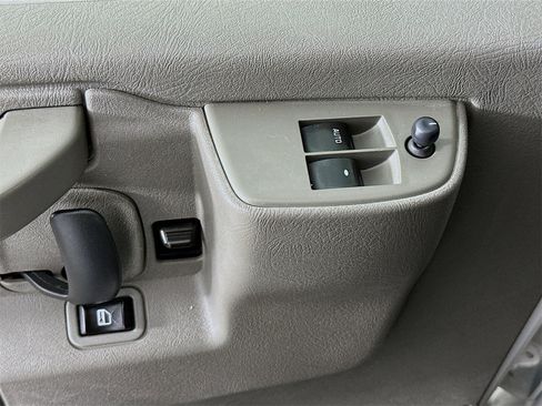 Used 2016 Chevrolet Express 2500 LS image 16