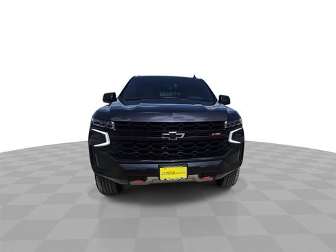 Used 2023 Chevrolet Tahoe Z71 w/ Z71 Off-Road Package AWD/4WD image 3
