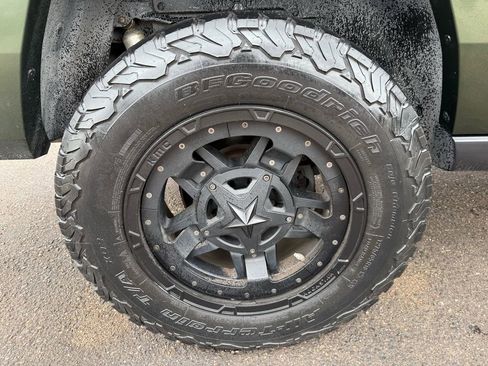 Used 2008 Jeep Commander Sport image 10