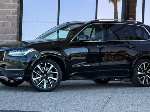 Used 2019 Volvo XC90 T6 Momentum w/ Advanced Package AWD/4WD image 3