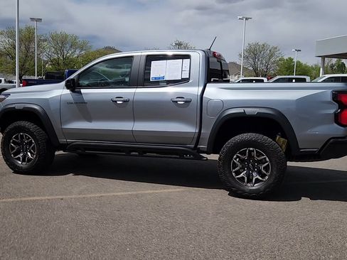 Used 2024 Chevrolet Colorado ZR2 w/ Technology Package AWD/4WD image 22