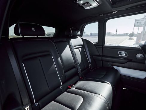 Used 2019 Rolls-Royce Cullinan AWD/4WD image 48