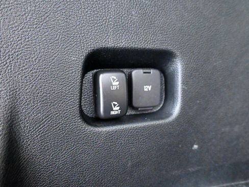 Used 2020 Ford Edge SEL w/ Cold Weather Package AWD/4WD image 35