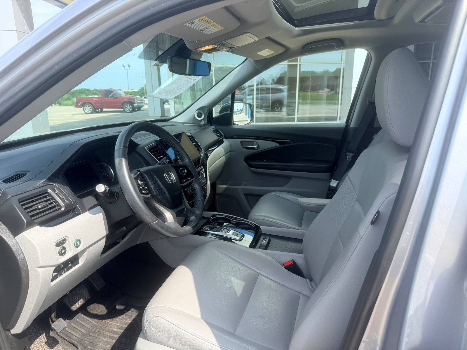 Used 2022 Honda Pilot Touring image 10