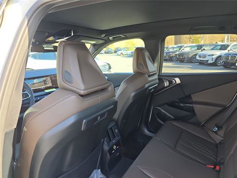 New 2026 BMW X3 xDrive30 w/ Premium Package image 16