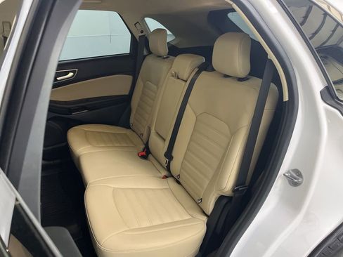 Used 2021 Ford Edge SEL FWD image 18
