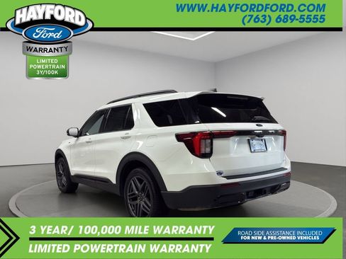 Used 2025 Ford Explorer ST-Line w/ Premium Package AWD/4WD image 5