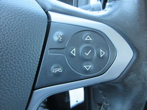 Used 2022 Chevrolet Colorado LT w/ LT Convenience Package image 26