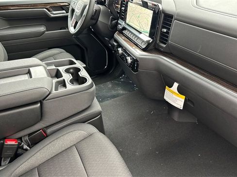 New 2026 GMC Sierra 1500 Elevation image 15