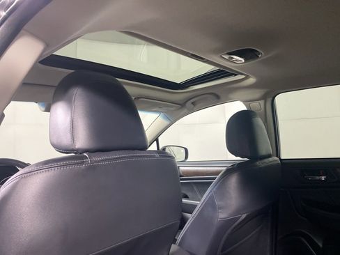 Used 2018 Subaru Outback 2.5i Limited image 13