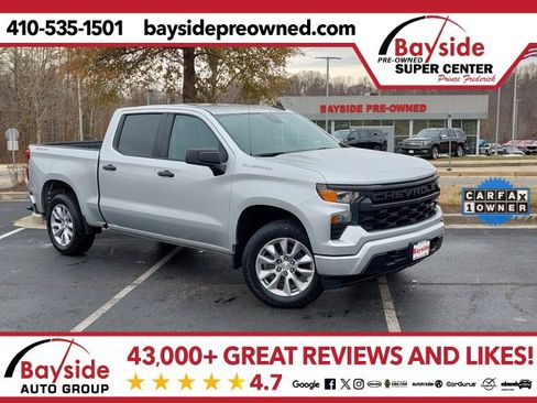 Used 2022 Chevrolet Silverado 1500 Custom image 1