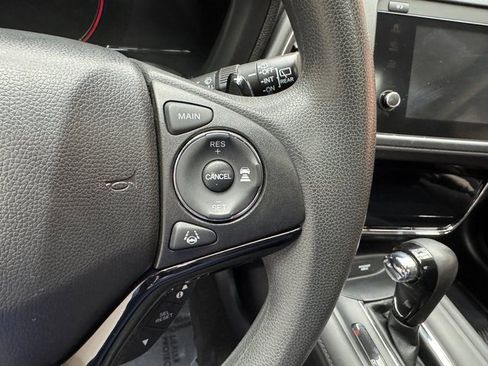 Used 2019 Honda HR-V EX image 14
