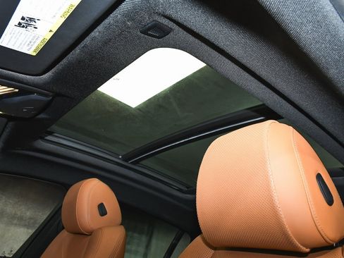 Used 2023 BMW X6 xDrive40i w/ M Sport Package image 54