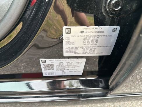 Used 2023 Chevrolet Silverado 1500 LT w/ Protection Package AWD/4WD image 9