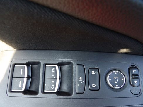 Used 2022 Honda Civic LX image 9