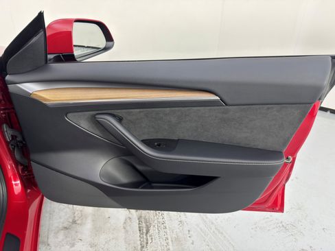 Used 2022 Tesla Model 3 Standard Range image 45