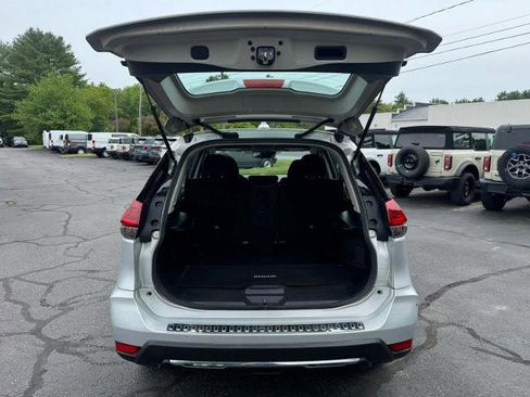 Used 2019 Nissan Rogue S AWD/4WD image 5