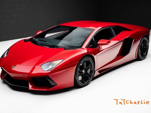 Used 2014 Lamborghini Aventador LP 700-4 image 1