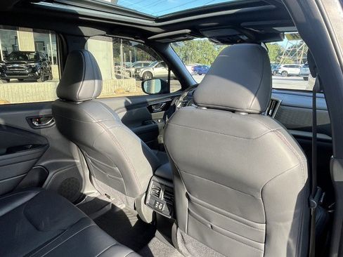 Certified 2025 Subaru Forester Limited image 12