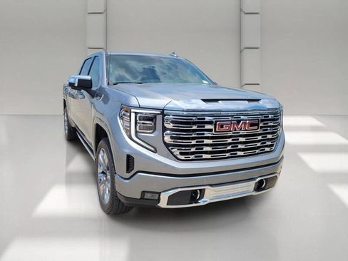 New 2026 GMC Sierra 1500 Denali w/ Denali Reserve Package AWD/4WD image 3