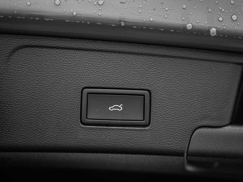 New 2026 Volkswagen Atlas Cross Sport SEL R-Line image 43