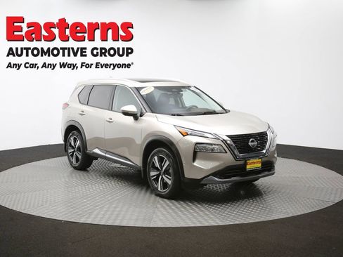Used 2022 Nissan Rogue SL w/ SL Premium Package image 81