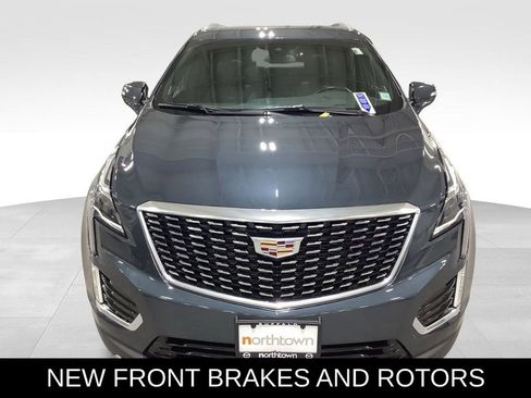 Used 2021 Cadillac XT5 Premium Luxury image 2