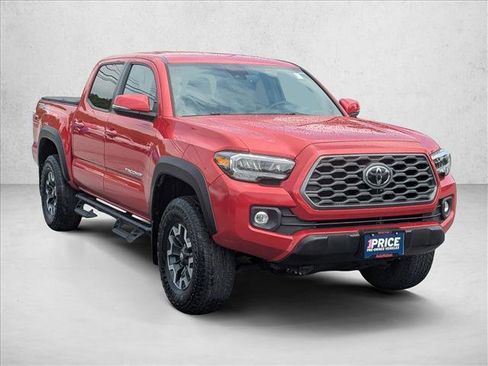 Used 2023 Toyota Tacoma TRD Off-Road AWD/4WD image 3