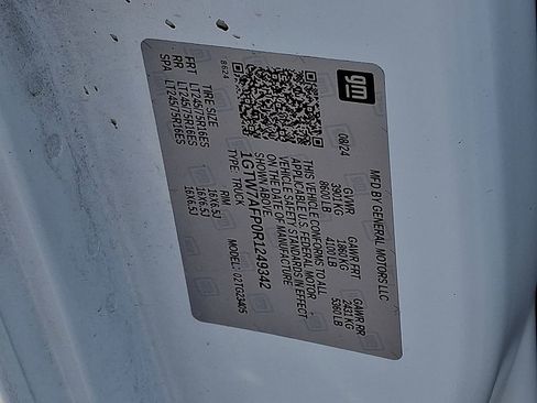 Certified 2024 GMC Savana 2500 w/ Driver Convenience Package RWD image 26