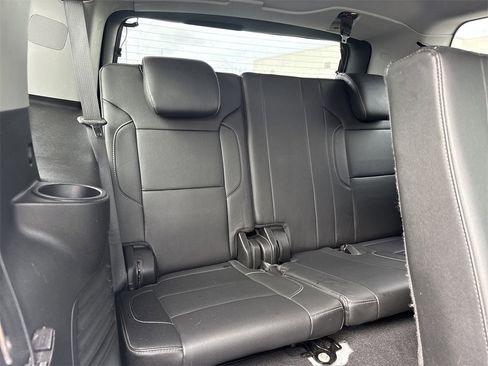 Used 2020 Chevrolet Tahoe LT image 18
