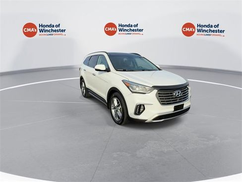 Used 2019 Hyundai Santa Fe XL image 2