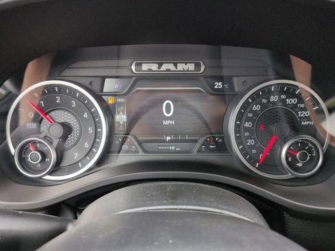 New 2026 RAM 1500 Express AWD/4WD image 27