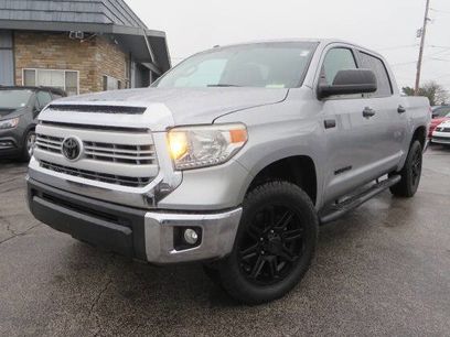 Used 2017 Toyota Tundra SR5 w/ SR5 Upgrade Package