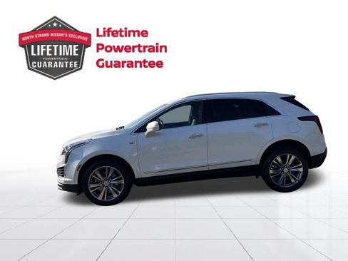 Used 2023 Cadillac XT5 Premium Luxury AWD/4WD image 2