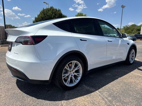 Used 2020 Tesla Model Y Long Range AWD/4WD image 4