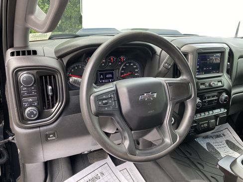 Used 2024 Chevrolet Silverado 1500 Custom Trail Boss w/ LPO, Dark Essentials Package AWD/4WD image 18