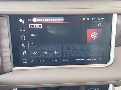 Used 2024 GMC Yukon Denali AWD/4WD image 17
