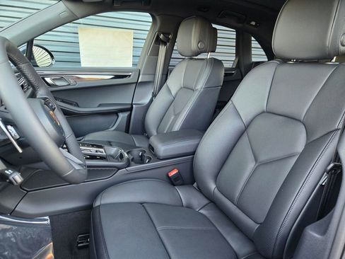 Used 2026 Porsche Macan S image 5