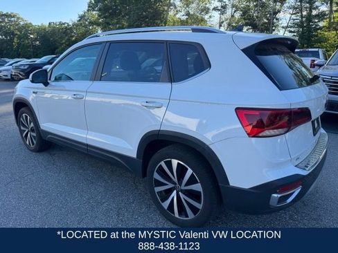 Certified 2023 Volkswagen Taos SE AWD/4WD image 8
